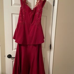 Brand new mother of the bride dress. Never worn. Tag still on.